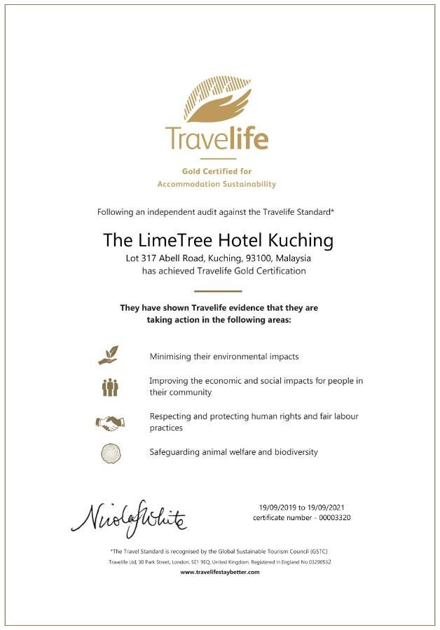 The Limetree Hotel, Кучинг Екстериор снимка